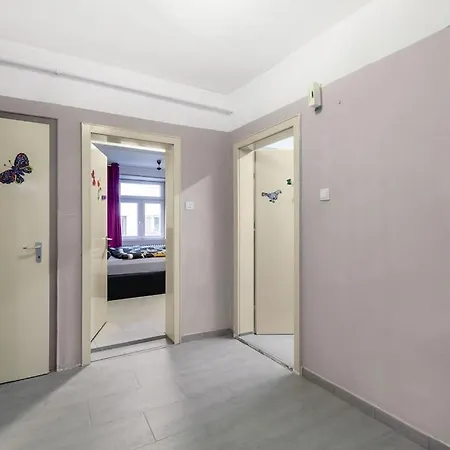 Authentic Apartment In Lehrberg Near Lehrberger Kappl Apartman *